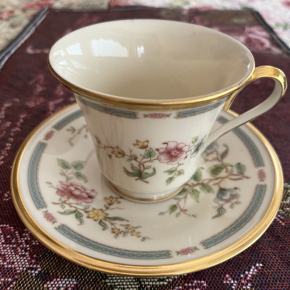 Lenox MORNING BLOSSOM cup & saucer Floral gold band  Stunning MINT